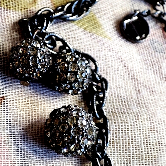 Talbots Talbot's Graduated Disco Ball Hematite Gunmetal Rhinestone Necklace - Picture 4 of 8